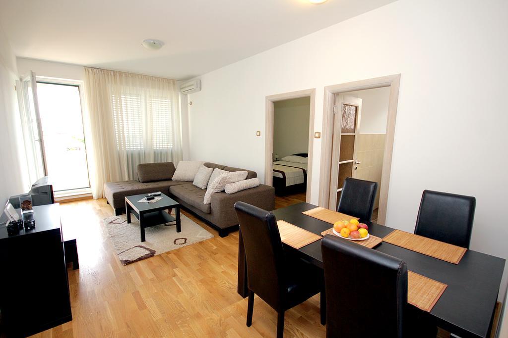 Apartments Draskovic Mirista Petrovac المظهر الخارجي الصورة